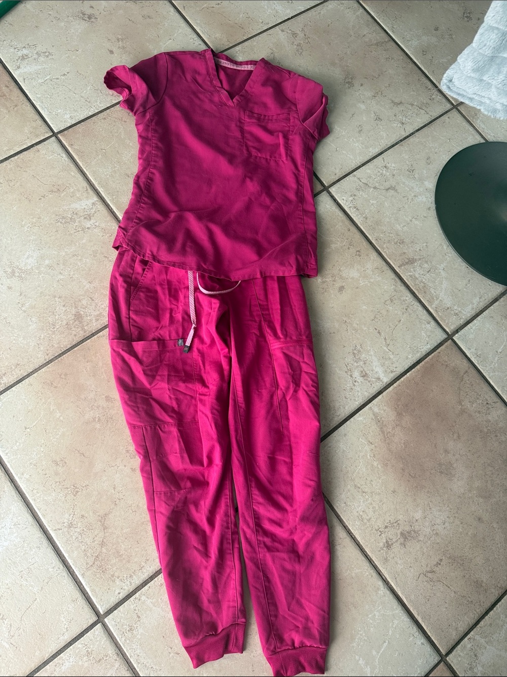 Fabletics XS Scrub Set Hibiscus